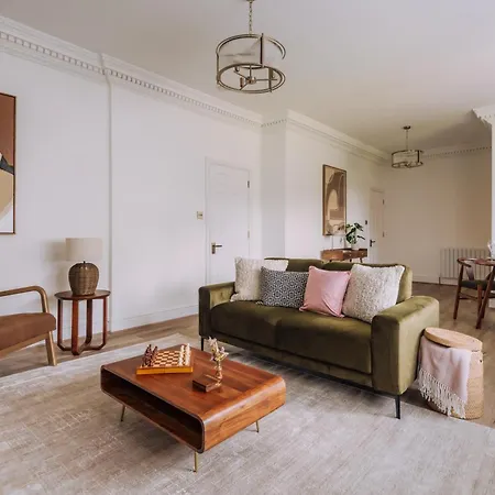 The Wild Nook - Luxury With Gardens And Tennis דירה באונס-און-ווינדרמיר