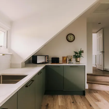 The Wild Nook - Luxury With Gardens And Tennis *
