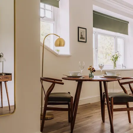 The Wild Nook - Luxury With Gardens And Tennis *