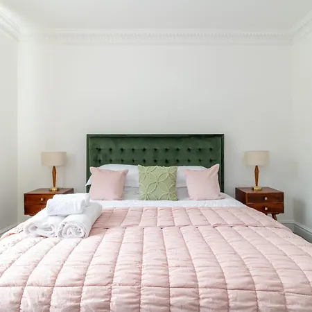 דירה The Wild Nook - Luxury With Gardens And Tennis *
