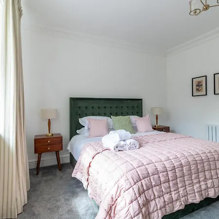 The Wild Nook - Luxury With Gardens And Tennis באונס-און-ווינדרמיר